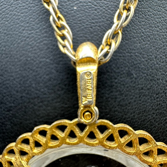 Vintage Trifari Goldtone Zodiac Gemini Pendant Statement Necklace Lux Chain - Picture 8 of 9